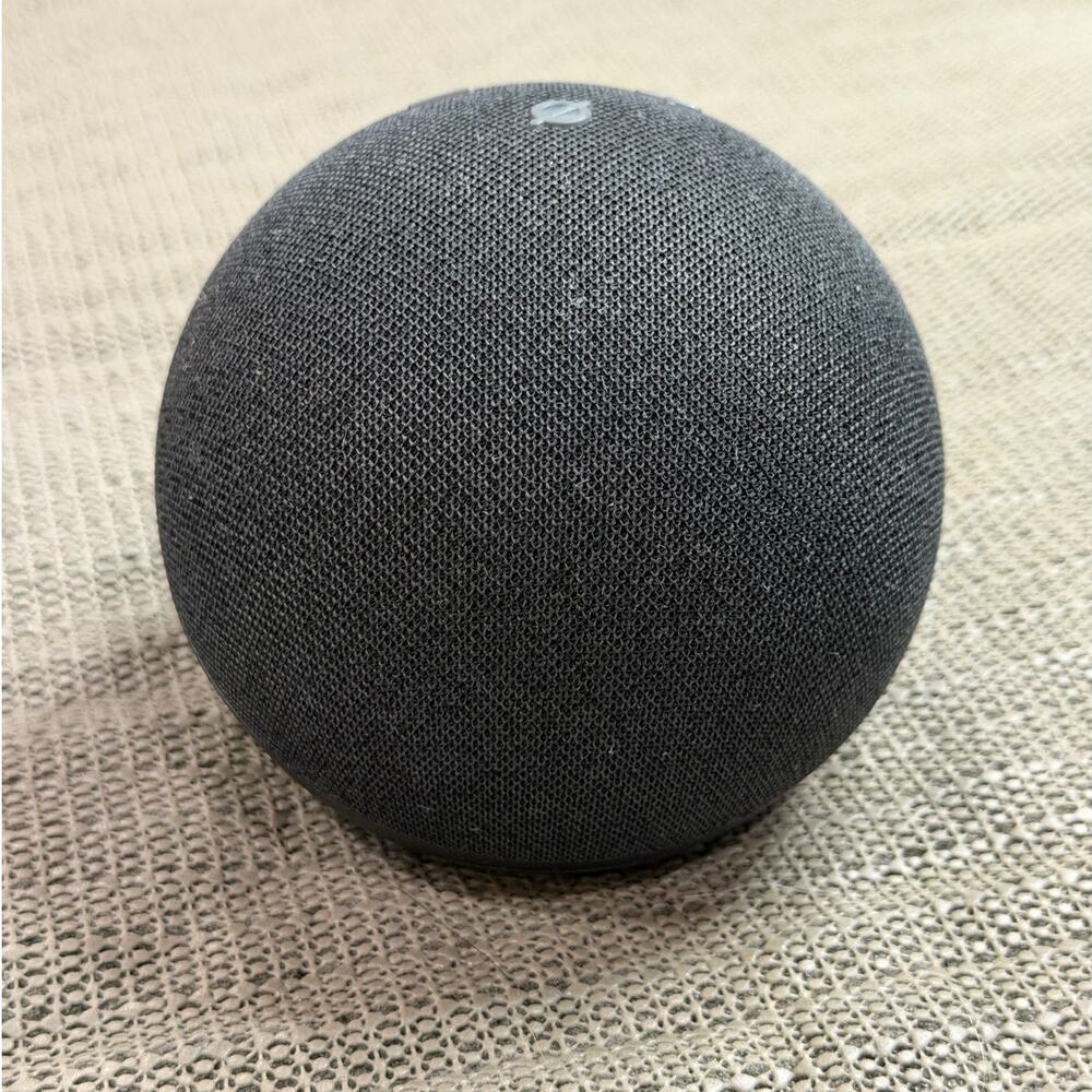 Amazon Echo Dot 4th Gen Smart Speaker B7W64E Tested Deregistered Black w/Power - Picture 2 of 5